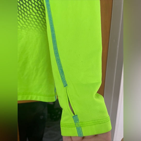Nike Pro DriFit Women’s Highlighter Green/black Quarter Zip Shirt Size Medium - Picture 2 of 7
